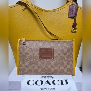 COACH L2291 C6337 Day Tote w/removable Zip Pouch NWOT RARE COLOR